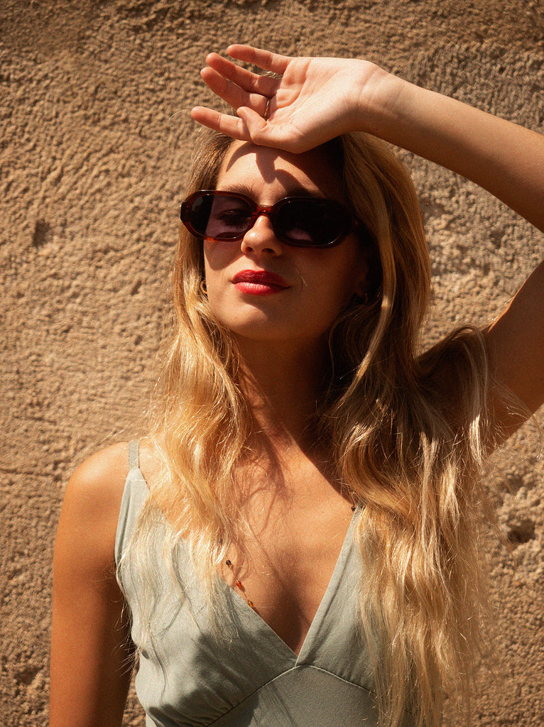 Komono NIKI Rust Sunglasses