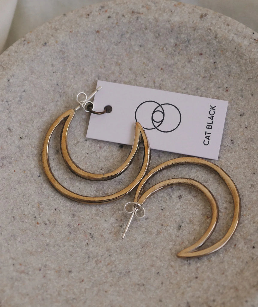 Crescent Hoop Earrings — Gold crescent hoops, detail — MYFASHIONFRUIT