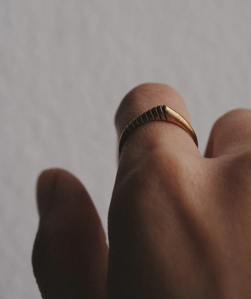Kelly Ring — Gold ridged band on finger — MYFASHIONFRUIT