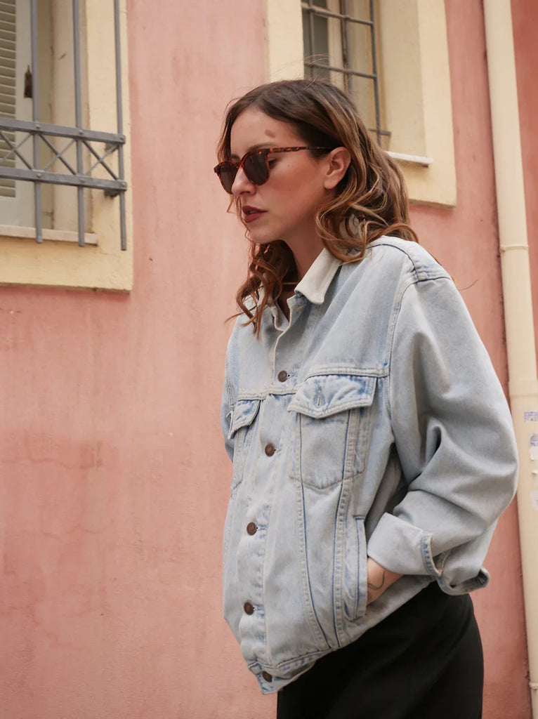 Komono FRANCIS — Sunglasses on model, tortoiseshell frame — MYFASHIONFRUIT