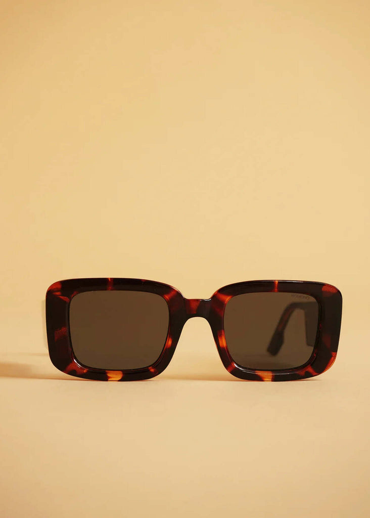 Komono AVERY Havana Sunglasses — Tortoiseshell frame, dark lenses — MYFASHIONFRUIT