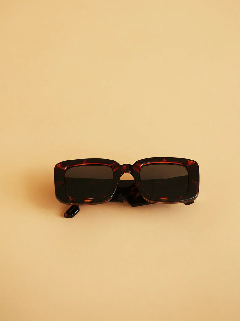 Komono AVERY Havana Sunglasses — tortoise frame, dark lenses — MYFASHIONFRUIT