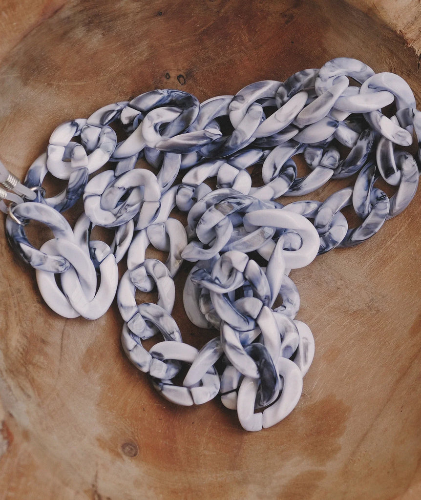 Kimora Sunglasses Holder — Blue and white marbled chain detail — MYFASHIONFRUIT