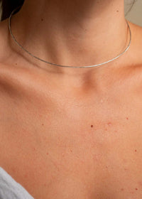 Calypso Choker — Silver choker on model, detail — MYFASHIONFRUIT