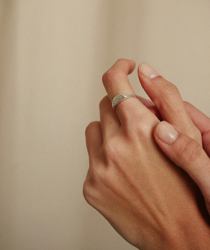 Surya Oval Ring — Silver ring on finger, detail — MYFASHIONFRUIT