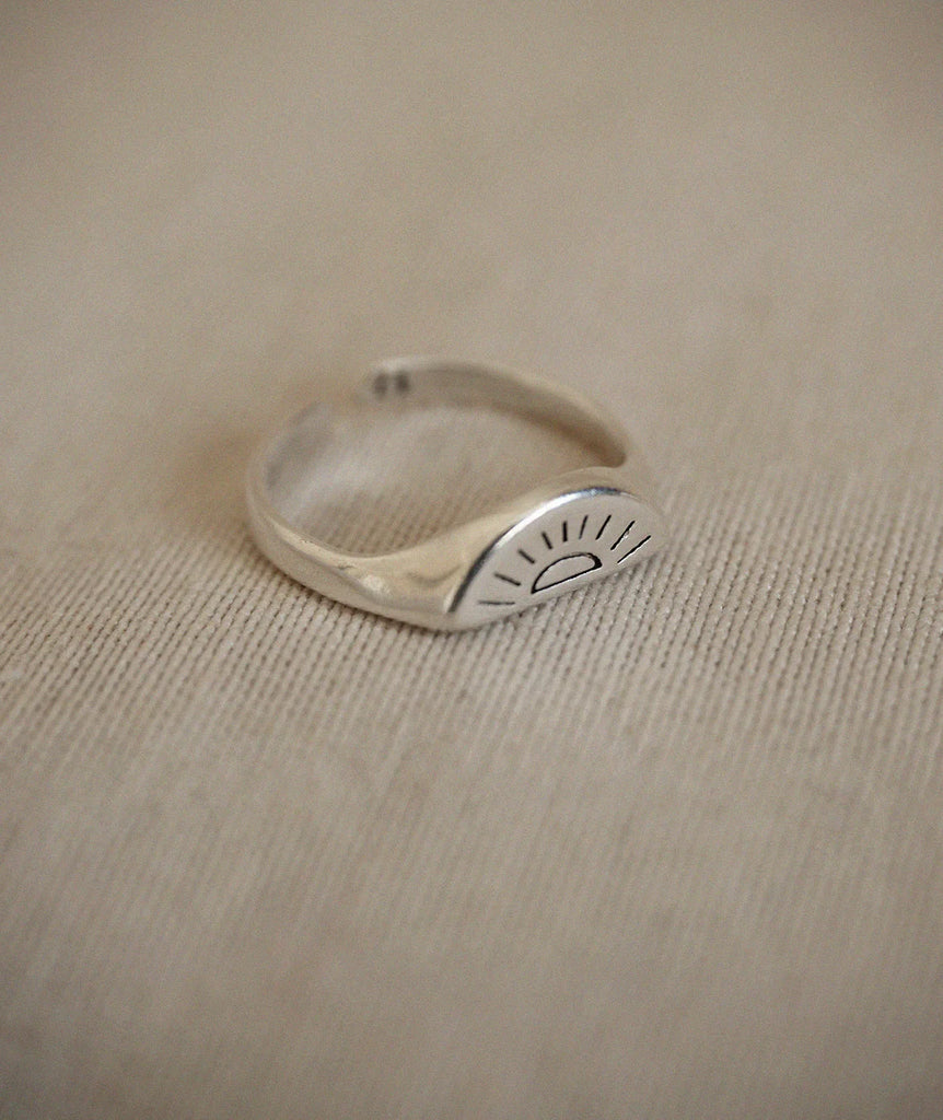 Surya Oval Ring — Silver ring with sun detail — MYFASHIONFRUIT