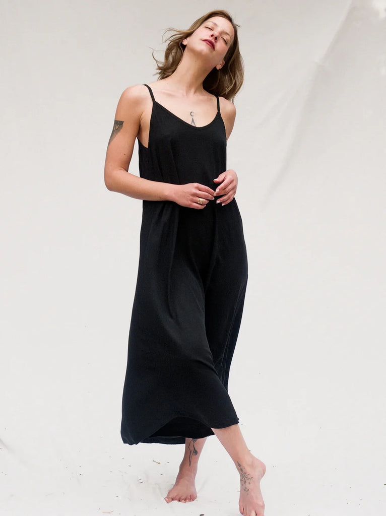 Granadas Dress — Black midi dress with thin straps on model — MYFASHIONFRUIT