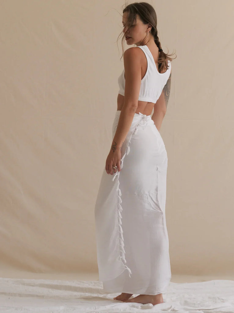 Ione Sarong