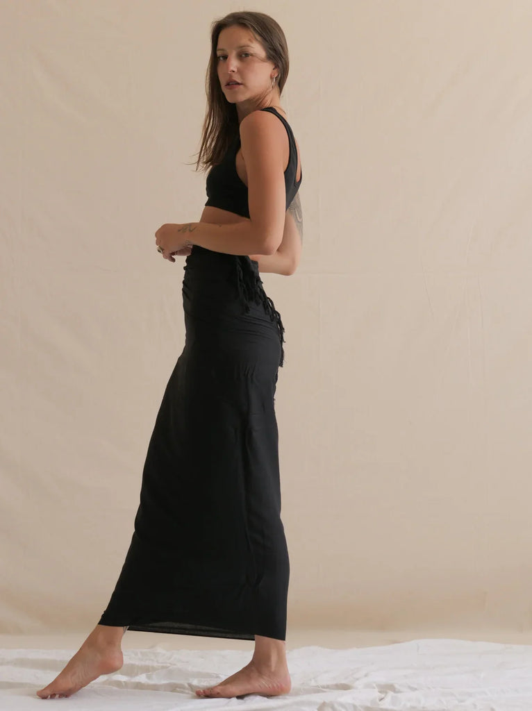 Ione Sarong
