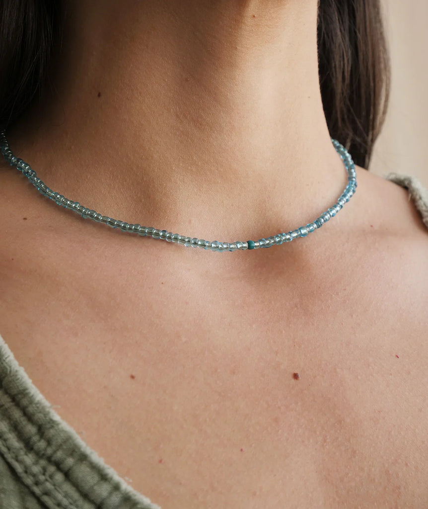 Mimi Necklace — Blue beaded necklace on model — MYFASHIONFRUIT