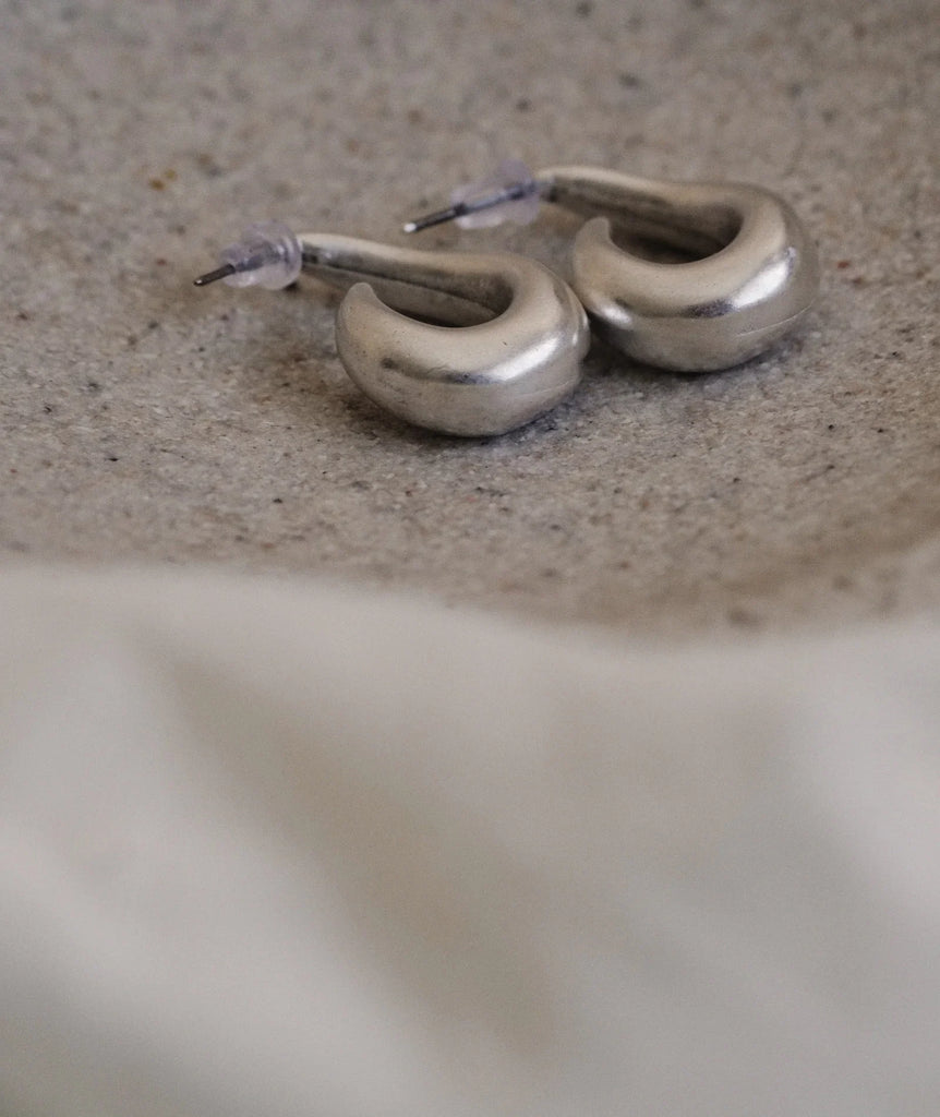 Bold Hook Earrings — Silver, curved, detail — MYFASHIONFRUIT