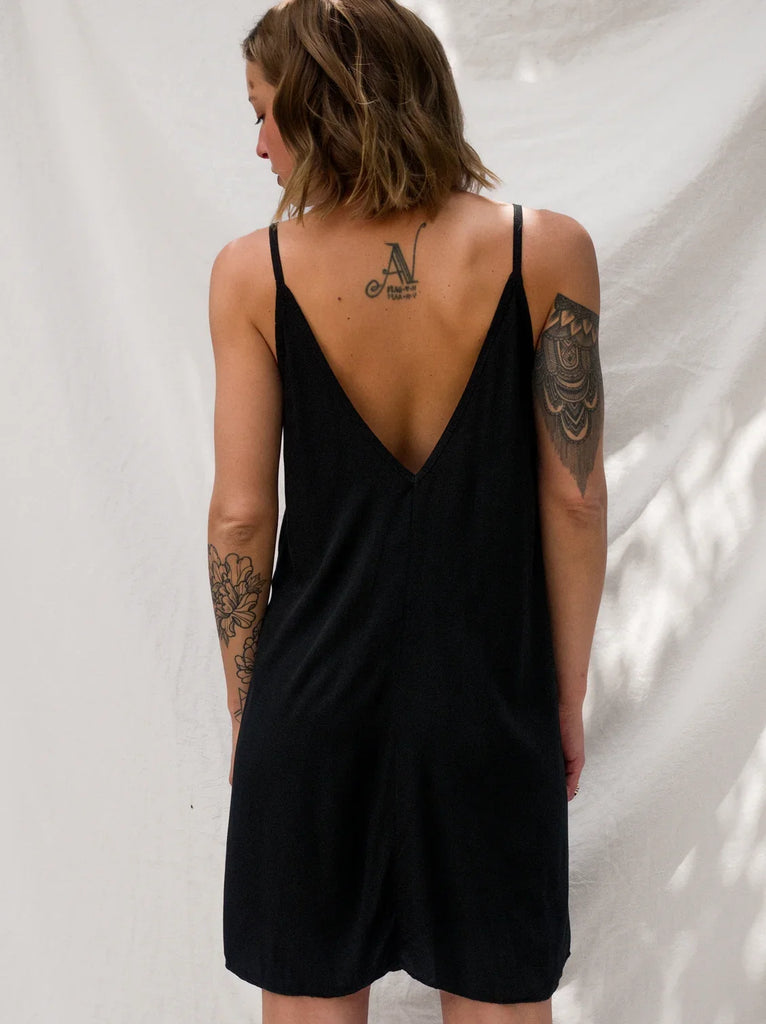 Coladas Dress — Black slip dress, V-neck, thin straps, on model — MYFASHIONFRUIT