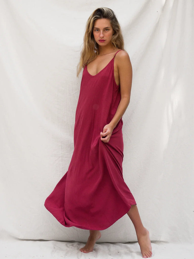 Granadas Dress — Maxi dress in burgundy on model — MYFASHIONFRUIT