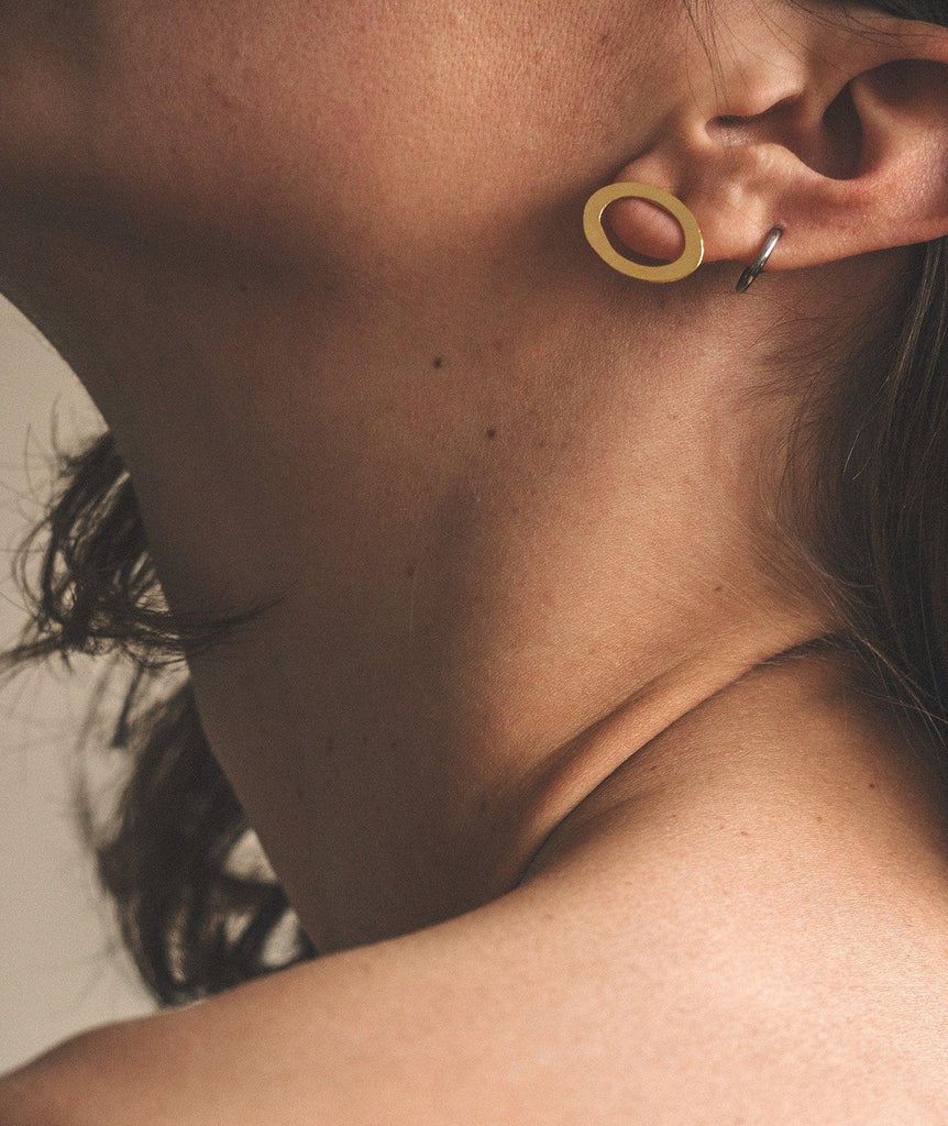 Ciclo Golden Earrings — oval shape, gold tone — MYFASHIONFRUIT